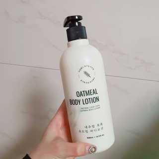 (주)에네스티 내추럴 촉촉  오트밀 바디로션 500ml — 5점을 준 리뷰어가 2019년 12월 올린 사용 사진