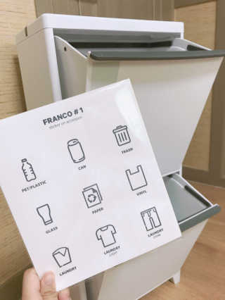 창신리빙 [FRANCO 스탠드 분리수거함2단] 똑똑한 수납이야기 — 4.83점을 준 리뷰어가 2018년 8월 올린 사용 사진