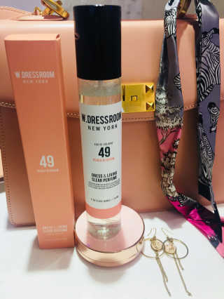 더블유드레스룸 드레스퍼퓸 150ml — 4.33점을 준 리뷰어가 2018년 4월 올린 사용 사진