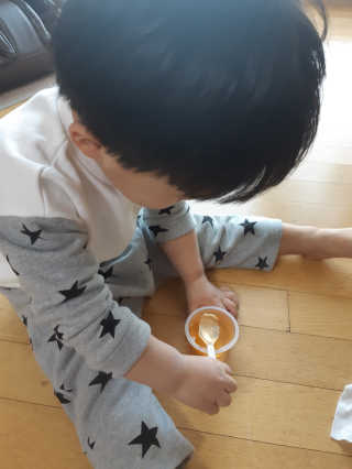 데르뜨 떠먹는 과일 3종, 짜먹는 과일 2종 총 10개 체험 — 4점을 준 리뷰어가 2020년 3월 올린 사용 사진