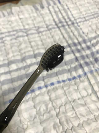 the naked object 디블랙팩치약 디블랙칫솔 세트 — 5점을 준 리뷰어가 2019년 1월 올린 사용 사진