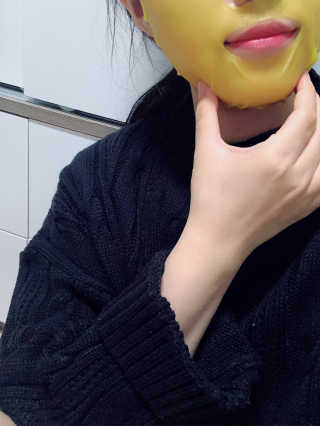 GoodDay Skincare GoodDay 강황 마스크 — 5점을 준 리뷰어가 2019년 5월 올린 사용 사진