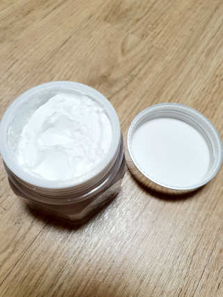 파시스 올인원 진주 화이트닝 크림 100ml — 5점을 준 리뷰어가 2019년 4월 올린 사용 사진