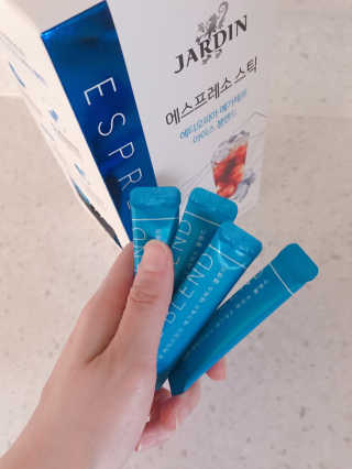 (주)쟈뎅 [쟈뎅] 에스프레소스틱 아이스블렌드 — 5점을 준 리뷰어가 2019년 5월 올린 사용 사진