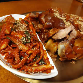 [동네맛집족발] 4개 족발 중 택1 — 4.5점을 준 리뷰어가 2020년 1월 올린 사용 사진