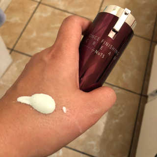 낫츠 NoTS ​​Once Finishing Cream SPF 30 PA ++ — 3.83점을 준 리뷰어가 2018년 5월 올린 사용 사진