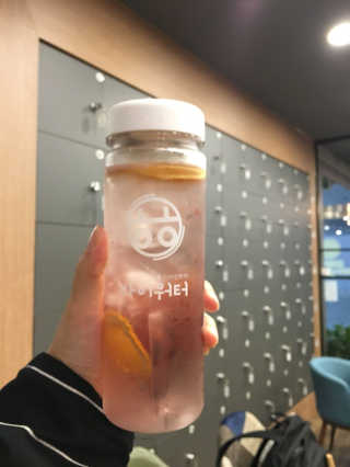 ㅎㅎ마이워터 ㅎㅎ 마이워터 과일워터팩+전용보틀_레몬오렌지 — 5점을 준 리뷰어가 2017년 9월 올린 사용 사진