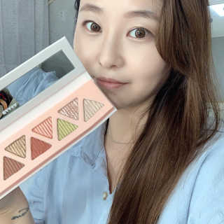 비비드스튜디오 아이 플래쉬 팔레트 NO.01 브릭 모먼트 — 5점을 준 리뷰어가 2020년 4월 올린 사용 사진