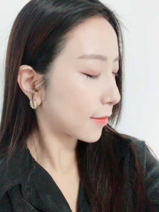 다슈코리아 다슈 안티 헤어로스 헤어쿠션 16g — 5점을 준 리뷰어가 2017년 11월 올린 사용 사진