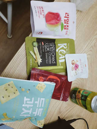 [맘마레시피] 육퇴 후 맥주는 진리, 육퇴간식박스 — 5점을 준 리뷰어가 2019년 11월 올린 사용 사진