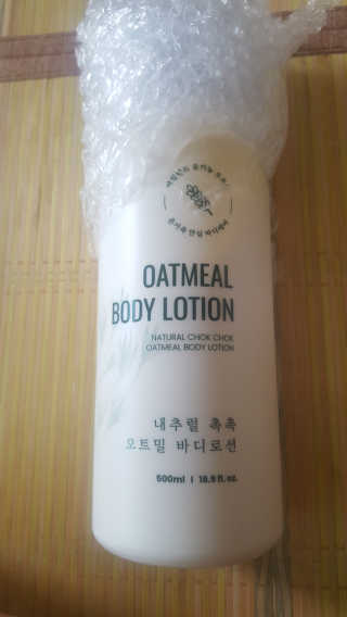 (주)에네스티 내추럴 촉촉  오트밀 바디로션 500ml — 3.5점을 준 리뷰어가 2019년 8월 올린 사용 사진