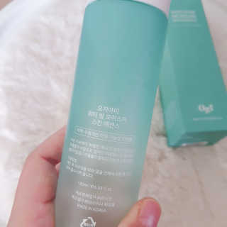 오지아이 워터 밤 모이스처 스킨 에센스 180ml — 5점을 준 리뷰어가 2020년 1월 올린 사용 사진