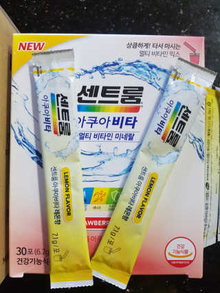 센트룸 아쿠아비타 레몬향, 딸기향 — 5점을 준 리뷰어가 2019년 7월 올린 사용 사진