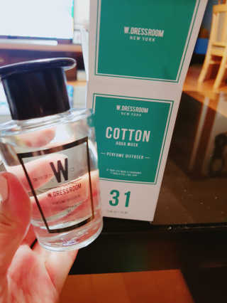 더블유드레스룸 퍼퓸 디퓨저 70ml — 4.67점을 준 리뷰어가 2018년 6월 올린 사용 사진