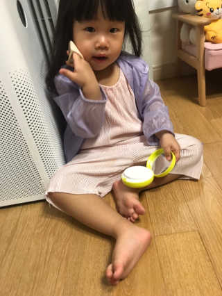 아토팜 톡톡 페이셜 선팩트 SPF43 PA+++ — 5점을 준 리뷰어가 2019년 6월 올린 사용 사진
