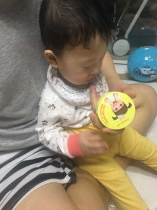 아토팜 톡톡 페이셜 선팩트 SPF43 PA+++ — 3.5점을 준 리뷰어가 2018년 3월 올린 사용 사진