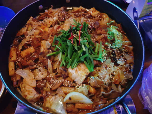 [싼티포 건대점] 직화닭갈비or야채곱창 中 택1 리뷰 사진