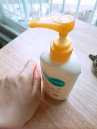 더마비 에브리데이 선블록 SPF50+ PA++++ — 5점을 준 리뷰어가 2019년 4월 올린 사용 사진