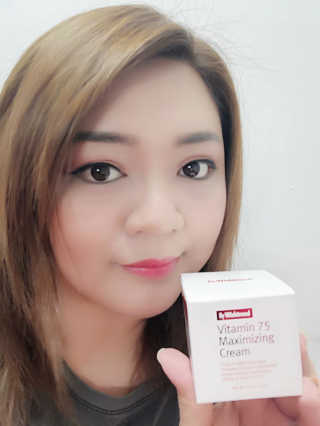 바이 위시트랜드 VITAMIN 75 CREAM — 4.33점을 준 리뷰어가 2018년 8월 올린 사용 사진