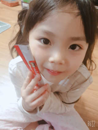 메이준뉴트리 박경호의 어린이 홍삼 홍통령젤리 30포 — 5점을 준 리뷰어가 2020년 2월 올린 사용 사진