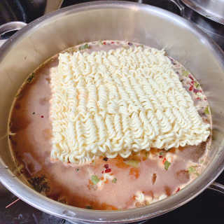 라면 그대로가 제일 맛있는 더엄마라면 — 5점을 준 리뷰어가 2019년 9월 올린 사용 사진
