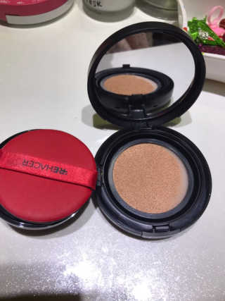 리하셀 아우라 쿠션 팩트 21호,23호 SPF50+ PA++++ — 5점을 준 리뷰어가 2019년 10월 올린 사용 사진