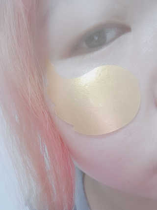 푸츄푸츄 Real repair skin cell premium patch — 5점을 준 리뷰어가 2018년 10월 올린 사용 사진