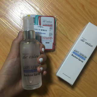dr.eslee 안티세범 백크네 스프레이 — 4점을 준 리뷰어가 2019년 4월 올린 사용 사진