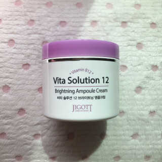 지고트 비타솔루션12 브라이트닝 앰플 크림 100ml — 4.5점을 준 리뷰어가 2019년 8월 올린 사용 사진