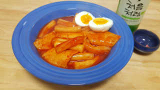 두번째 국떡 국가대표 떡볶이 1팩 + 영미칩 2봉 증정 — 5점을 준 리뷰어가 2019년 2월 올린 사용 사진