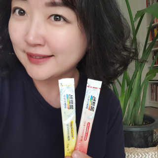 센트룸 아쿠아비타 레몬향, 딸기향 — 4점을 준 리뷰어가 2019년 6월 올린 사용 사진