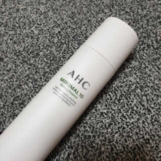 AHC 에이 에이치 씨 미니멀 10 워터리 에센스 — 3점을 준 리뷰어가 2018년 12월 올린 사용 사진