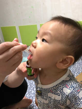 그린스토어 베이비드롭 프로바이오틱스 1병 30일분 — 4.5점을 준 리뷰어가 2018년 6월 올린 사용 사진