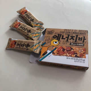 견과가 똘똘 뭉쳐들어간 넛츠몬 에너지바 1BOX 6개입 — 5점을 준 리뷰어가 2018년 2월 올린 사용 사진