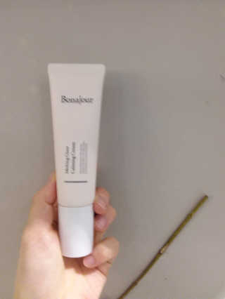 보나쥬르 멜팅 글로우 카밍 크림 50ml — 5점을 준 리뷰어가 2020년 1월 올린 사용 사진