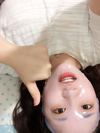 아가타 코스메틱 아가타 펑셔넬 마스크 — 4점을 준 리뷰어가 2016년 7월 올린 사용 사진
