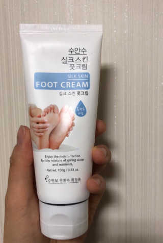 (주)에네스티 에네스티 수안수 실크스킨 풋크림 1+1 — 4점을 준 리뷰어가 2019년 11월 올린 사용 사진