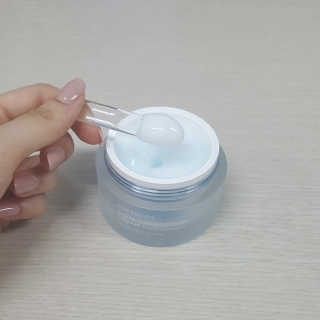 포렌코즈 아쿠아 커넥션 크림 — 4점을 준 리뷰어가 2017년 8월 올린 사용 사진