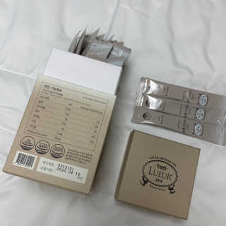 [하우투잇] 뤼에르 쿠르브 블랙 10ml x 30포 총 300ml — 5점을 준 리뷰어가 2020년 2월 올린 사용 사진