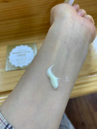 지고트 마유 모이스처 크림 70ml — 4점을 준 리뷰어가 2019년 4월 올린 사용 사진