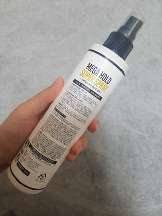 다슈코리아 다슈 포 맨 프리미엄 메가 홀드 슈퍼 스프레이 250ml — 5점을 준 리뷰어가 2019년 2월 올린 사용 사진