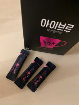 한국맥널티 아이브루 헤이즐넛향 100T — 4.5점을 준 리뷰어가 2019년 10월 올린 사용 사진