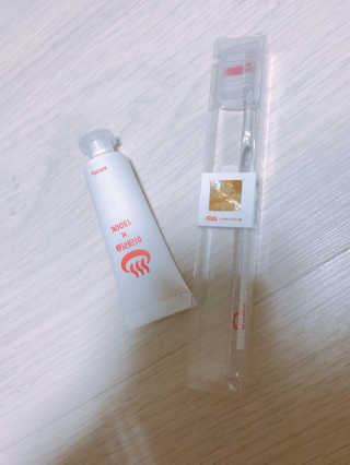 이태리숍 덴탈케어_치약 칫솔 — 5점을 준 리뷰어가 2018년 4월 올린 사용 사진