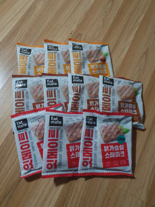 개근질마트 잇메이트 닭가슴살 스테이크 혼합 1kg — 5점을 준 리뷰어가 2019년 10월 올린 사용 사진