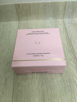 브이티 코스메틱 VT 리얼 콜라겐 팩트 — 3.67점을 준 리뷰어가 2017년 4월 올린 사용 사진