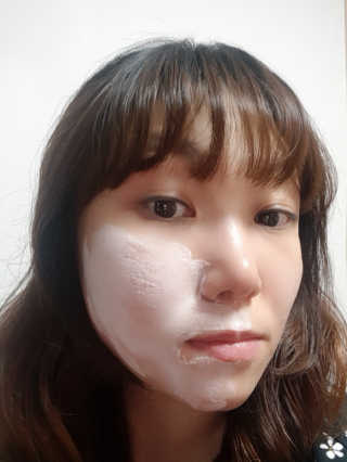 세안 필요 없는 지나인스킨 밀크 버블 에센스 팩 — 5점을 준 리뷰어가 2019년 11월 올린 사용 사진
