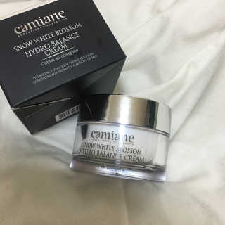 카미안느 프랑스콜라겐크림 — 5점을 준 리뷰어가 2018년 5월 올린 사용 사진