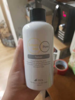 이솔화장품 이솔 세범 리스 포어 토너 200ml — 4점을 준 리뷰어가 2018년 8월 올린 사용 사진