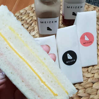 메이젠 인천논현점 [메이젠_논현]샌드위치 4개,소금커피,밀크티,마카롱 — 5점을 준 리뷰어가 2019년 3월 올린 사용 사진