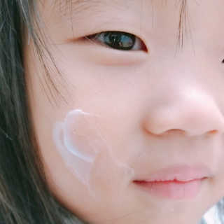 수밤키즈보습크림 45ml 1개 + 헤드투토바디워시 샘플 — 4점을 준 리뷰어가 2019년 11월 올린 사용 사진